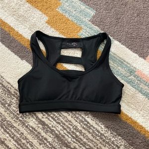 Women’s sports bras and shorts sz Medium